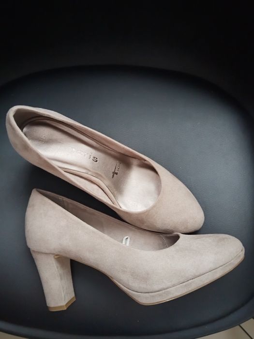 Buty czółenka Tamaris 38