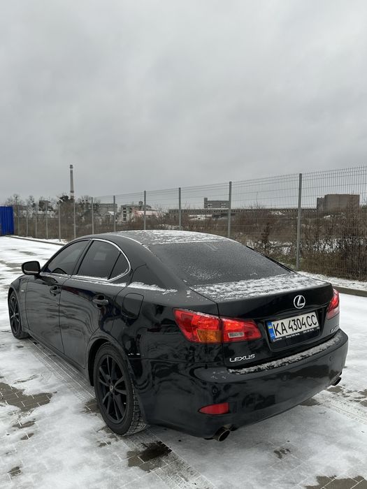 Lexus IS250 2,5 бензинПродам власний автомобіль