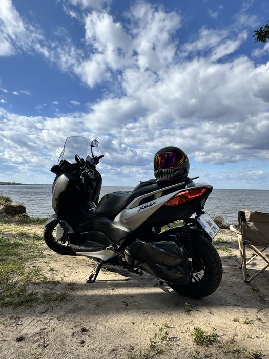Yamaha X-max 250 2022