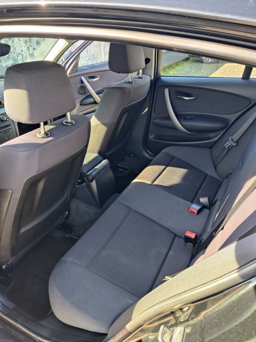 BMW 116d - 5 portas