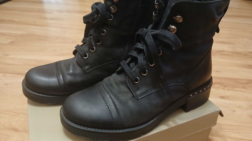 Buty zimowe Lasocki 38 czarne (37,5)