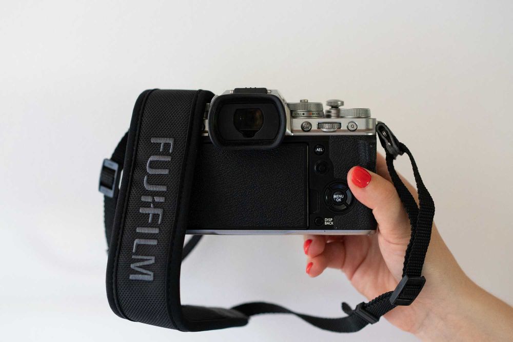 FUJIFILM X-T4 SILVER — 11.000 fotos | Nunca fez video | KIT COMPLETO