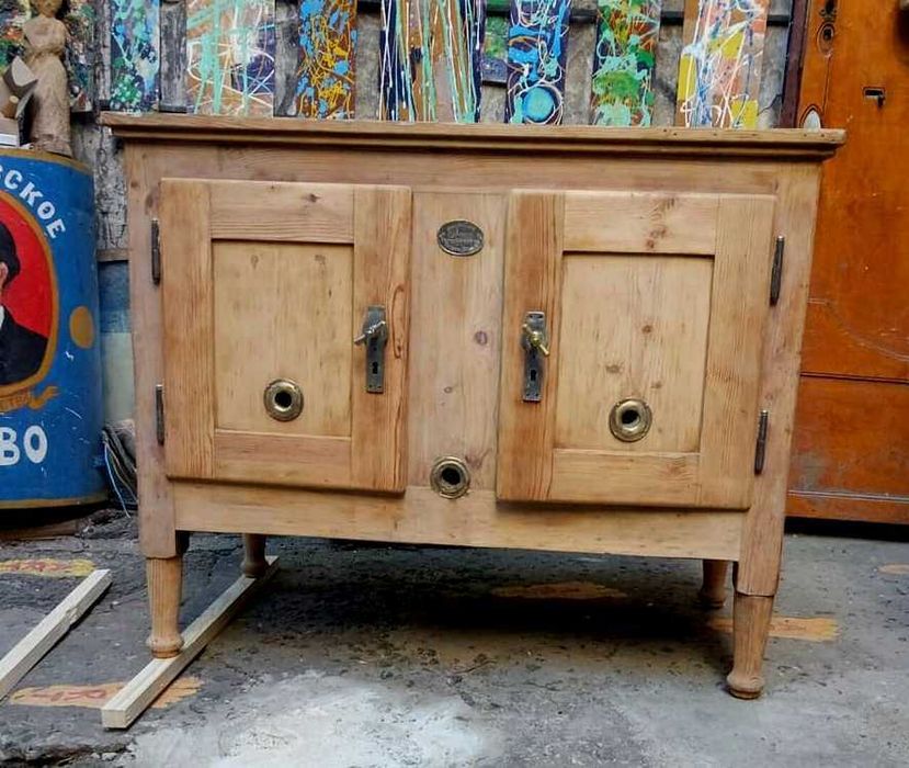 антикварний холодильник eisschrank icebox antique