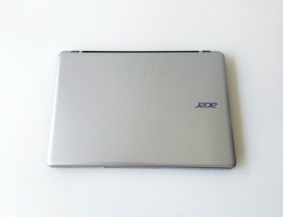 Компактный нетбук Acer AspireV5-123-12104G50nss(NX.MFREU.003)