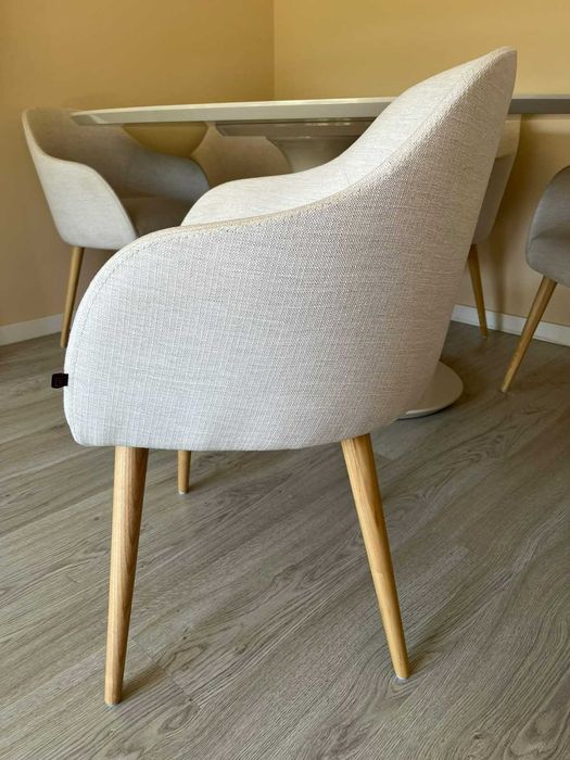 Conjunto de Jantar com Mesa e 6 cadeiras LasKasas