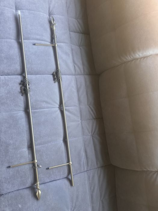 Karnisz 260 cm kolor zloty