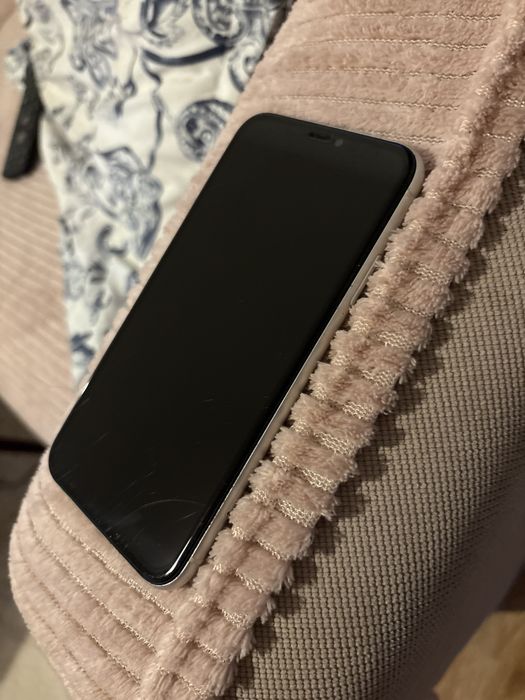 Iphone 11 usado porem sem riscos