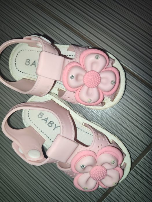 Босоніжки на дівчинку 13 см