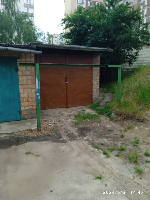 Продам гараж м. Буча по вул. Тарасівська між домами 10Б, 10В, 10Г