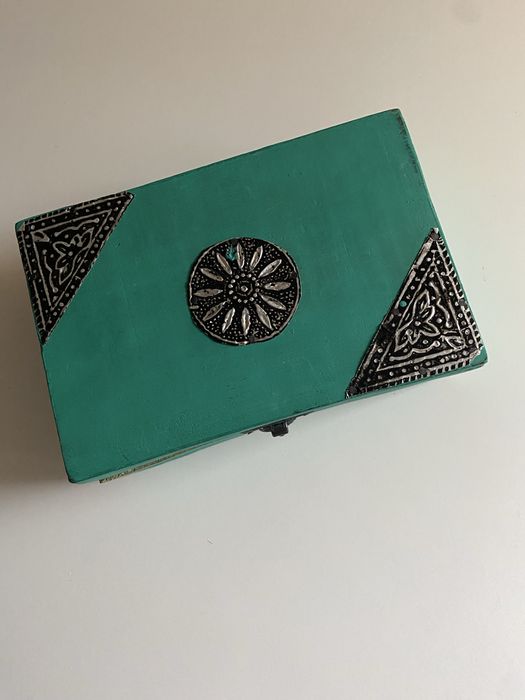 Pudełko ozdobne, szkatułka