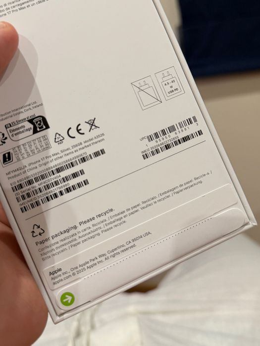iPhone 17 pro max