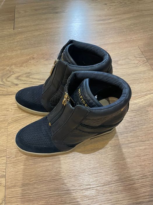 Tommy Hilfiger жіночі ботильйони