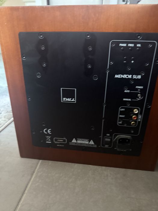 Subwoofer Dali mentor 6