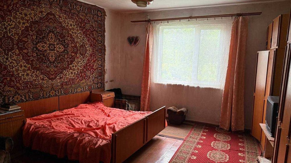 Продам будинок в селищі Володимирець