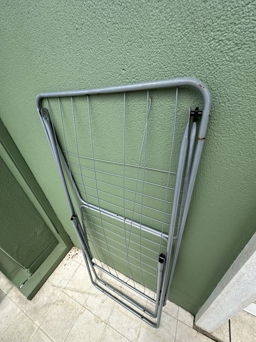 Estendal metalico