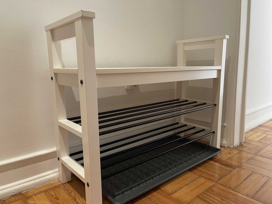 IKEA TJUSIG banco e cabideiro