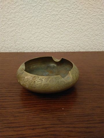 Попільничка латунна