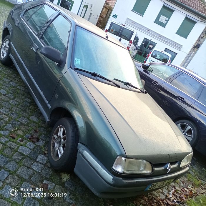 Vendo carro Renault 19