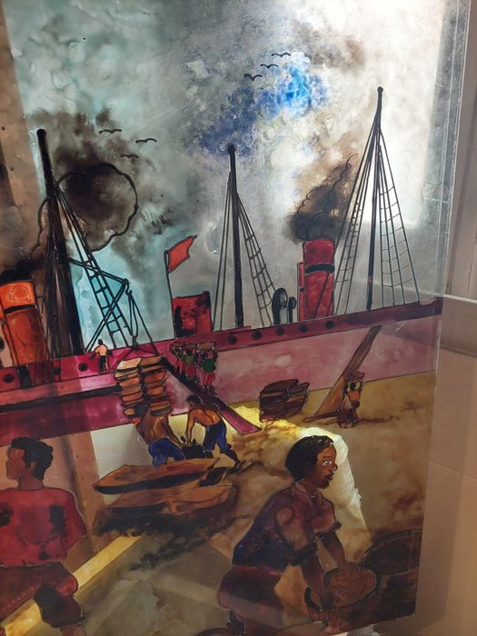 Fantástica pintura sobre vidro
