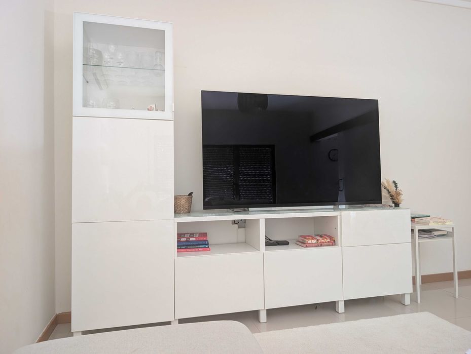 Composição Móvel de TV com Vitrine [IKEA BESTÅ]
