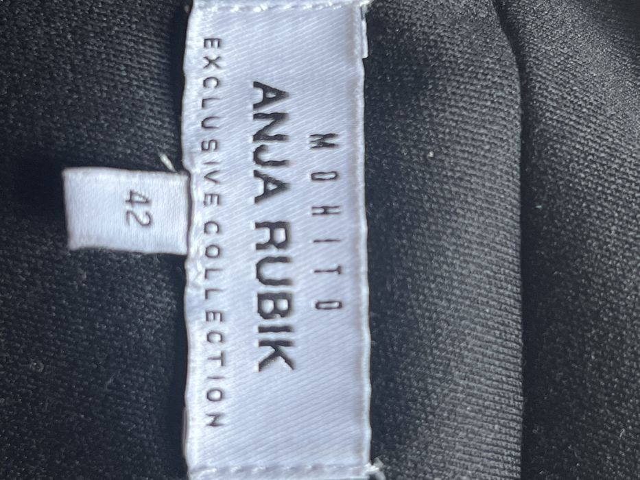 Marynarka żakiet Mohito Anja Tubik42