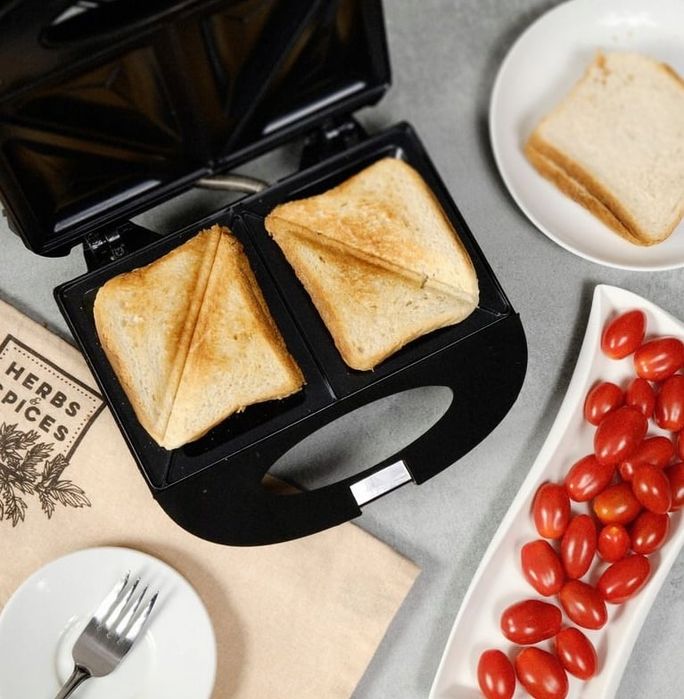 Toster do kanapek , tostów Sandwich