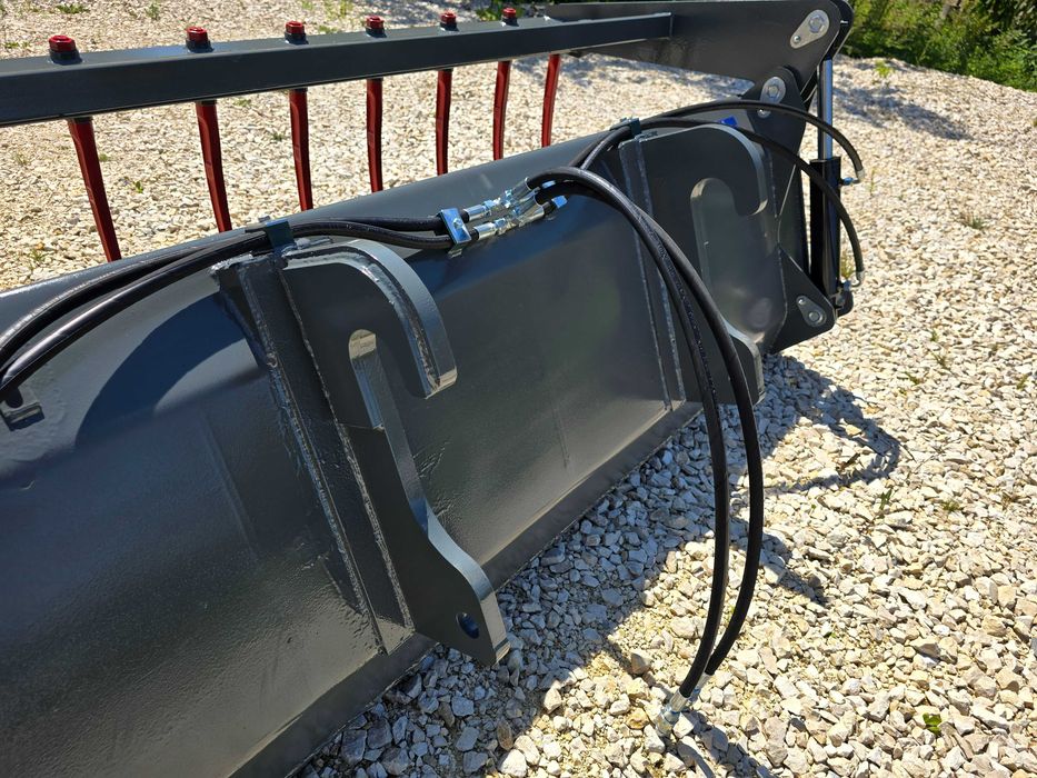 Łyżko Krokodyl Ładowarka lub Ciągnik NEW HOLLAND wzmacniany !!!