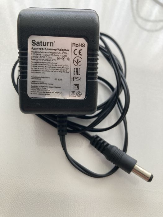 Продам подзарядное устройство переходники