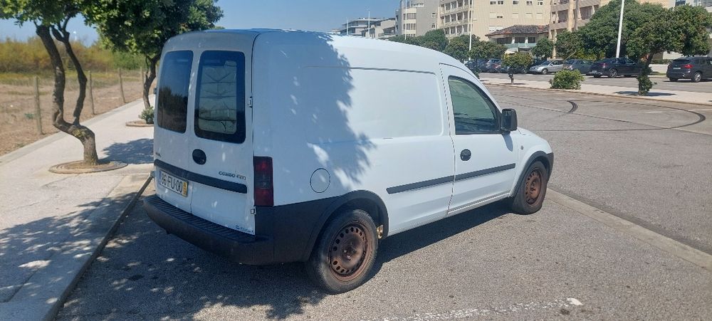 Opel Combo 1.3 CDTi Caixa Isotermica