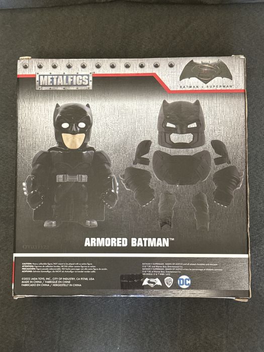 Batman figura em metal