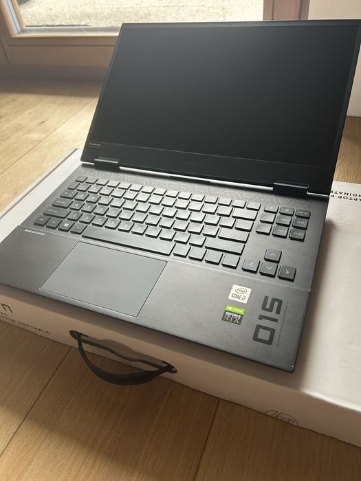 HP Omen, i7/RTX 2070 Super Max-Q(8GB)/16 GB RAM/1TB SSD