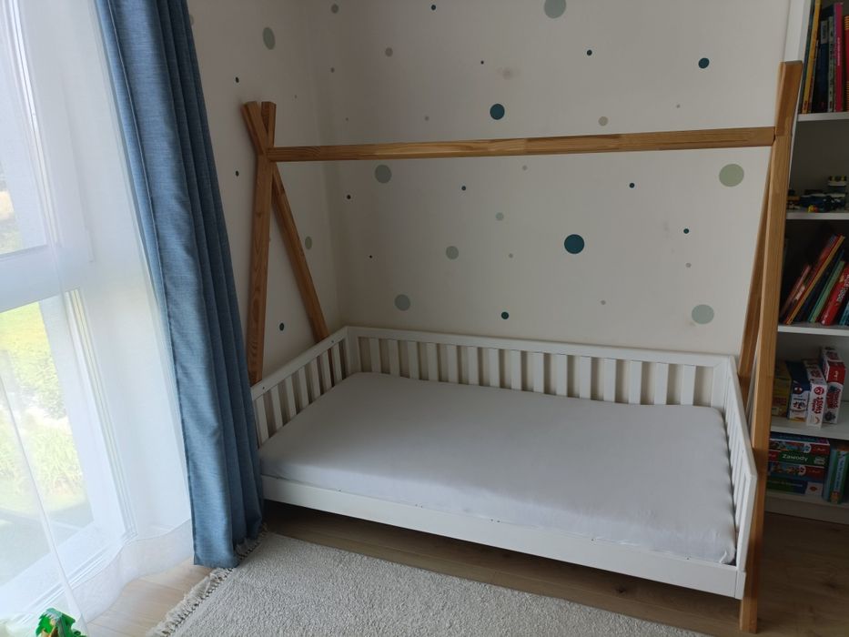 Łóżko dziecięce tipi + materac 160x80 + barierka