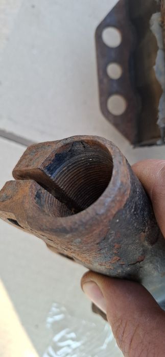 Продам рулевой наконечник на автомобиль Камаз 4310.