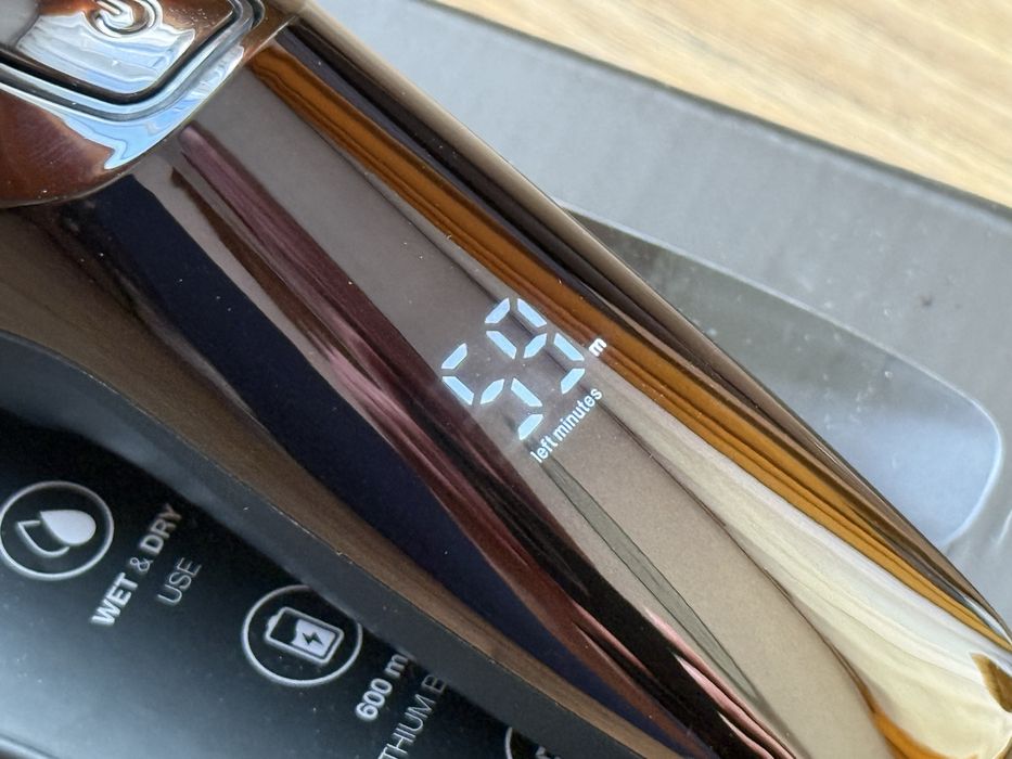 Maszynka do golenia elektryczna akumulatorowa