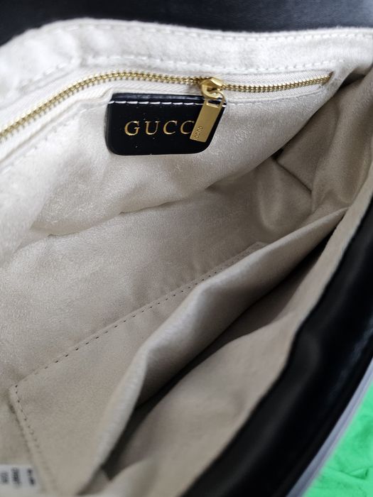 GUCCI Skórzana czarna torebka Marmont