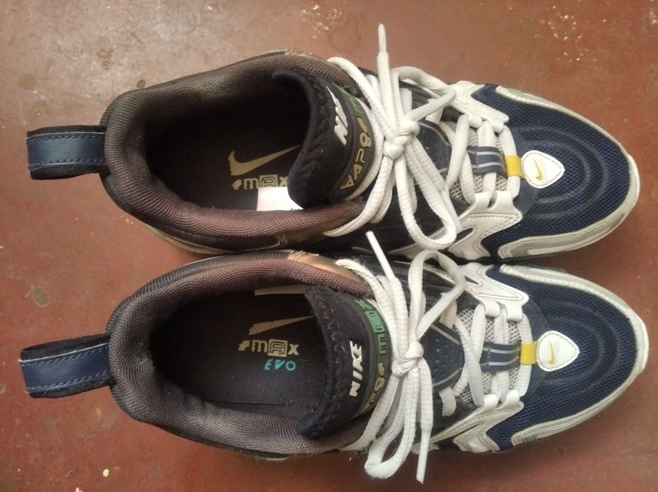 Кросовки найк 40,5