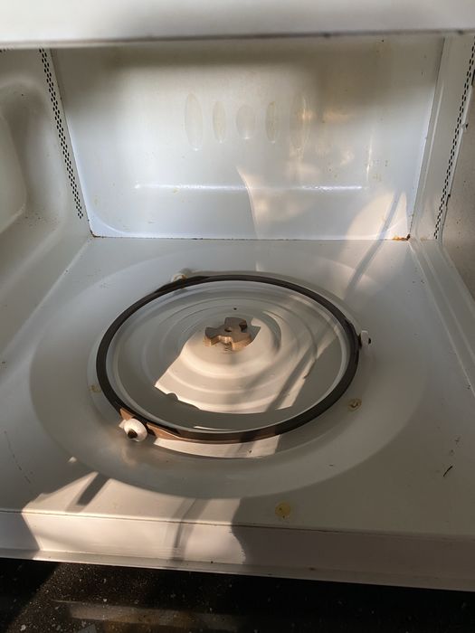 Мікрохвильова піч