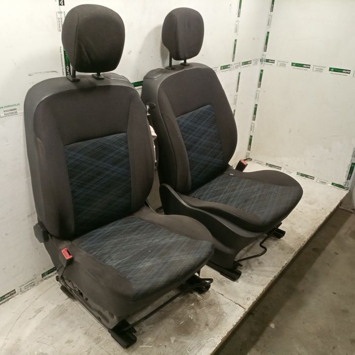 Conjunto de 2 bancos - RENAULT Clio III (BR0/1, CR0/1) | 05 -