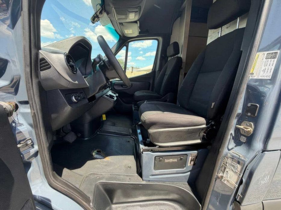 Mercedes-Benz Sprinter      2019