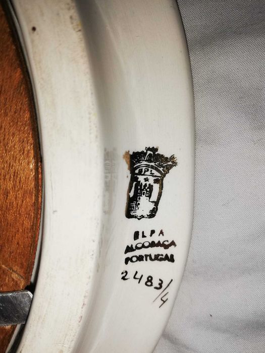 Moldura de porcelana
