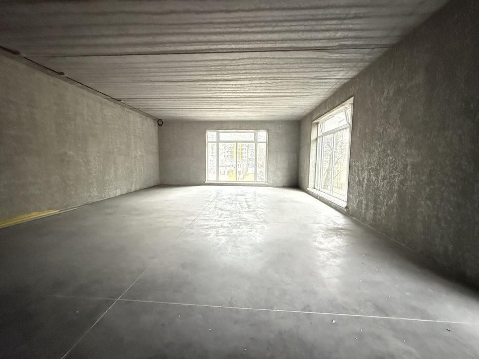 Здам приміщення з ремонтом на фасаді Варшавської траси