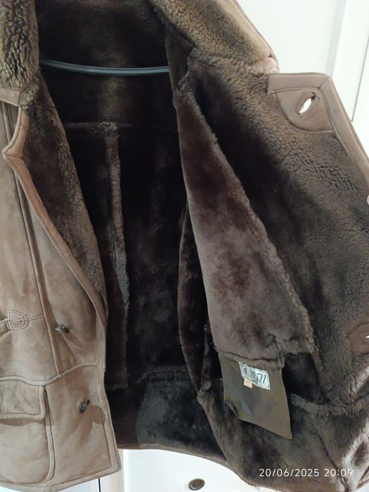 Casaco em pele de carneiro