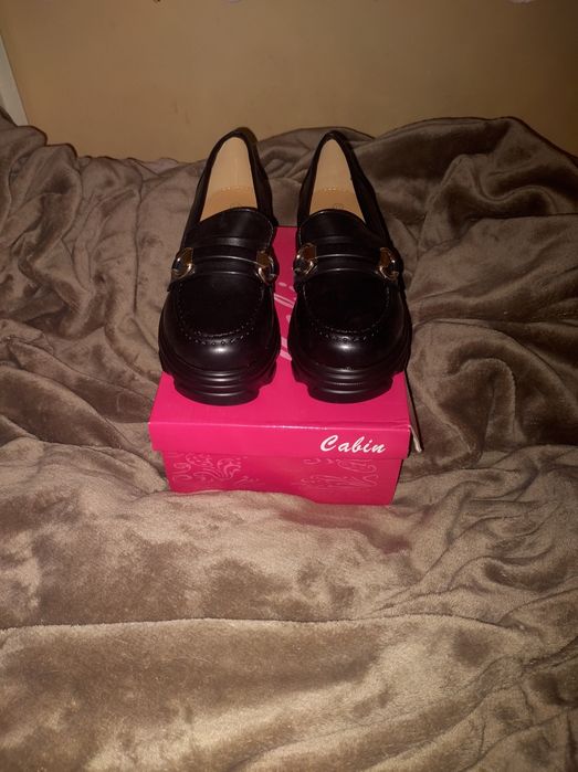 Eleganckie mokasynki pòłbuy