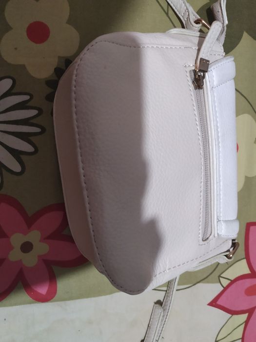 Сумочка женская состояние новой