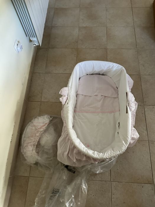 Alcofa zipy menina e mantas de bebé