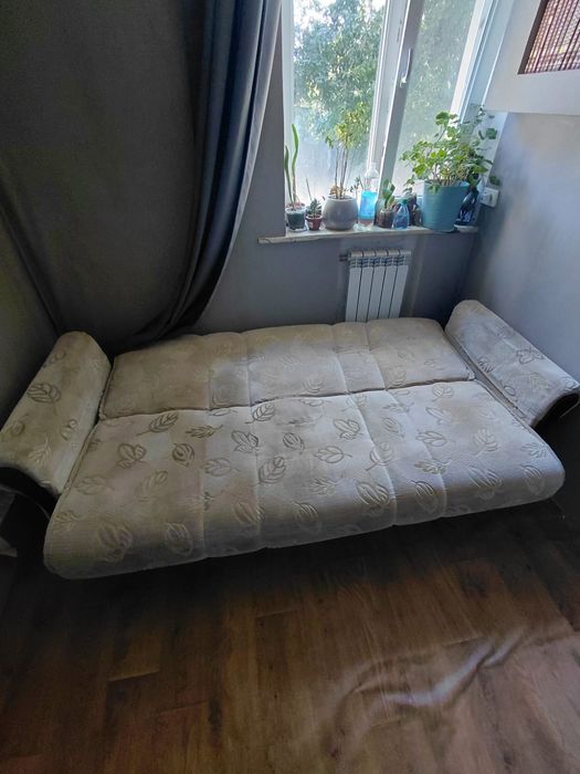 Продам диван б/у