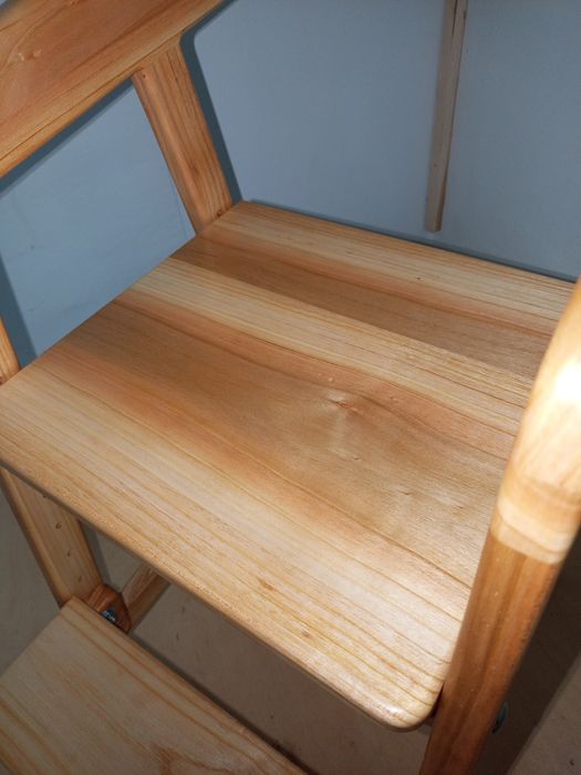 Стільчик зростаючий, черешня!