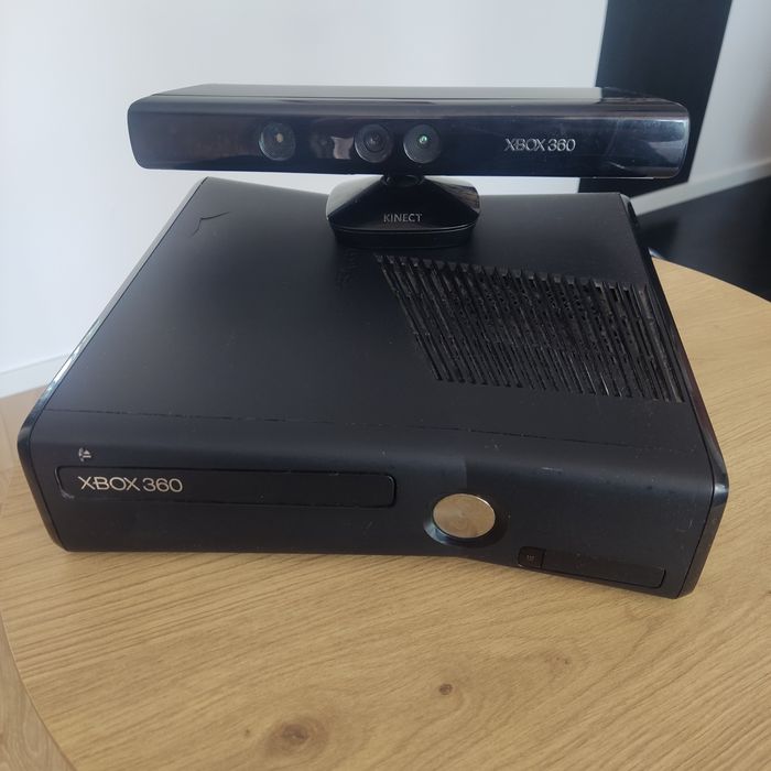 Xbox 360 S model 1439 + Kinect 360