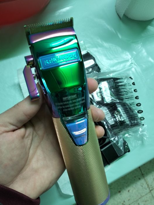 Máquina Babyliss pro con base