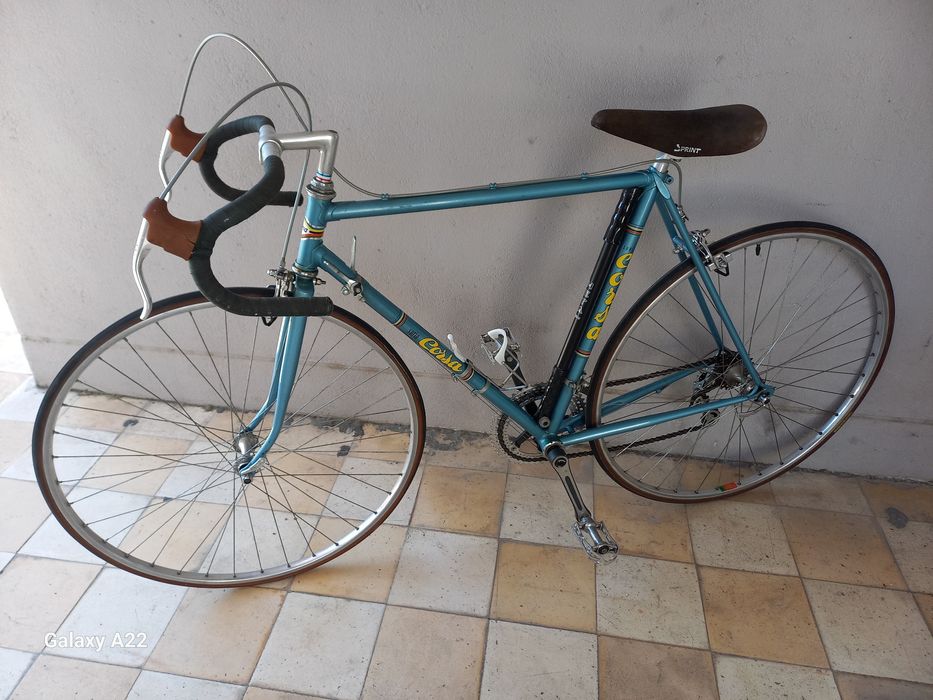 Bicicleta de estrada Suria Corsa